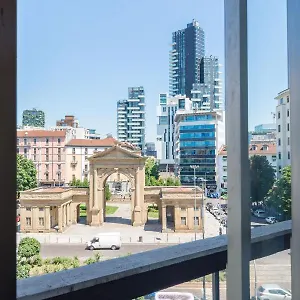 Porta Nuova 52 , Milão Itália
